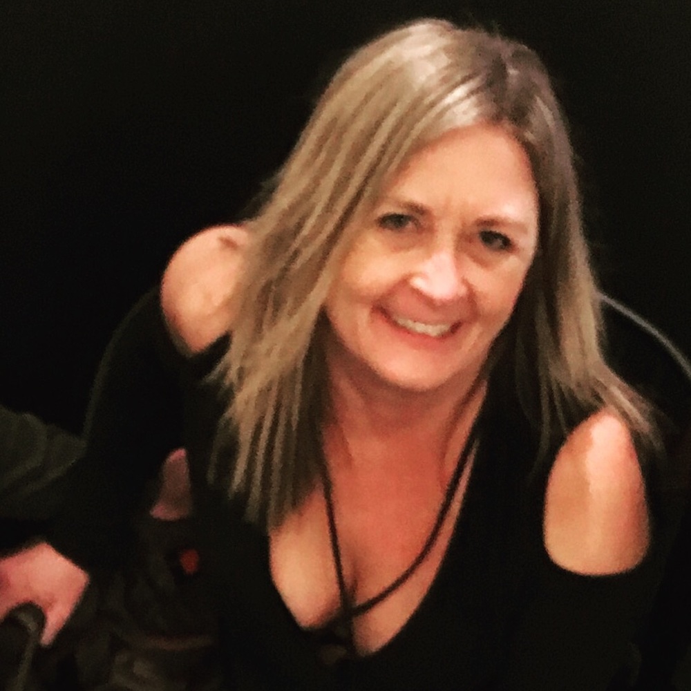 Meet your Posher, Tina